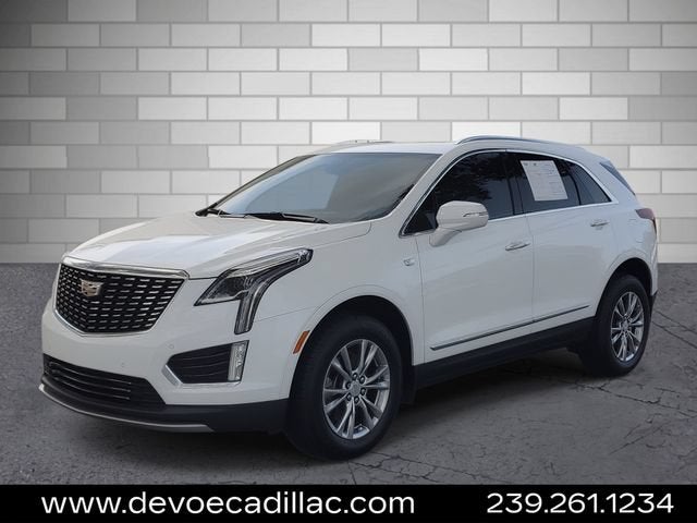 2021 Cadillac XT5 FWD Premium Luxury in Crystal White Tricoat — front three-quarter view