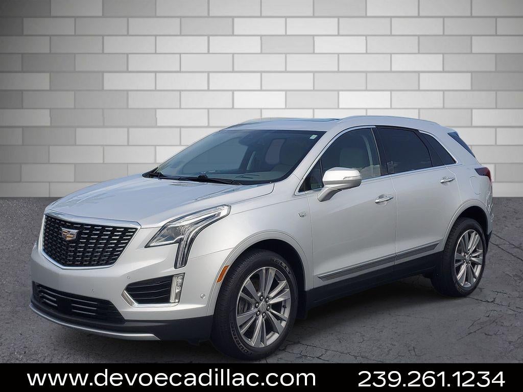 2020 Cadillac XT5 Premium Luxury FWD in Radiant Silver Metallic — front three-quarter view